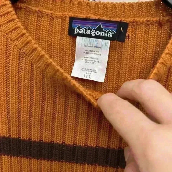 Patagonia Boys Crew Neck Knit Sweater - Picture 2 of 2